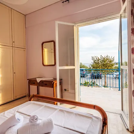 Seaview Retreat - Summer Cosy Nest 아파트